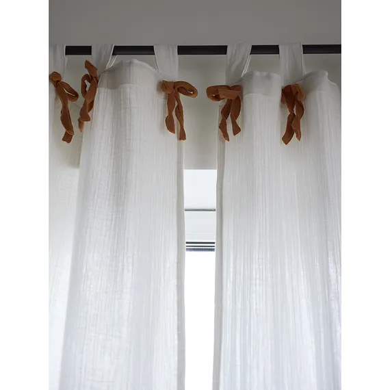 Штора из муслина с декором цвета карри из коллекции essential, 150х290 см