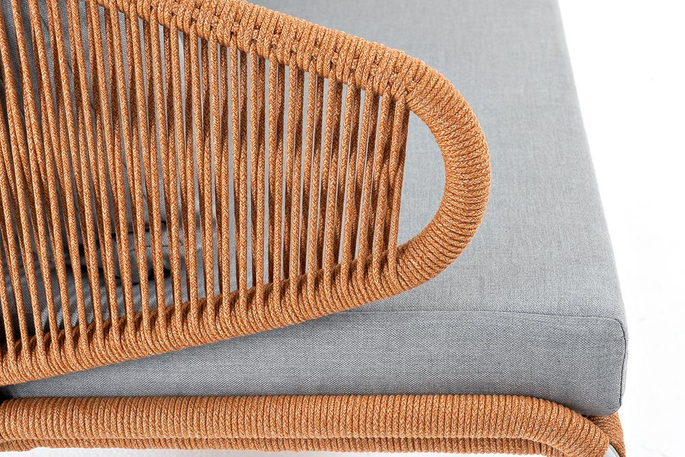"Милан" диван 2-местный плетеный из роупа, каркас алюминий светло-серый (RAL7035) муар, роуп оранжевый меланж круглый, ткань светло-серая