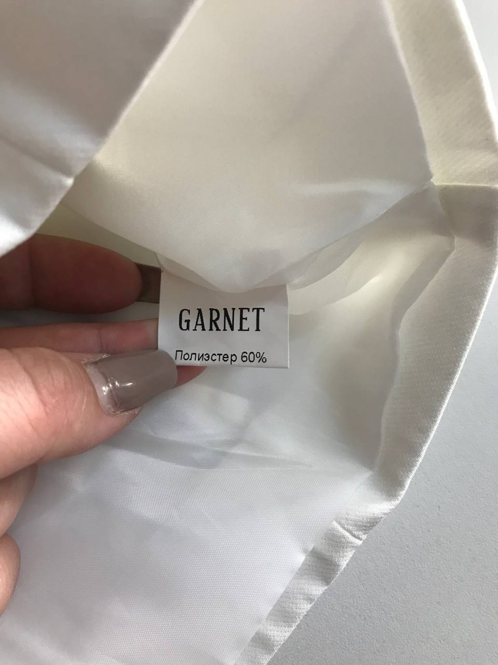 Жилетка Garnet для модного акцента в образе, визуально на 44 размер, новая