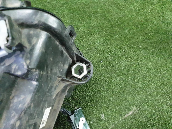 Фара левая Mercedes GLC X253 (2019-2022) LED