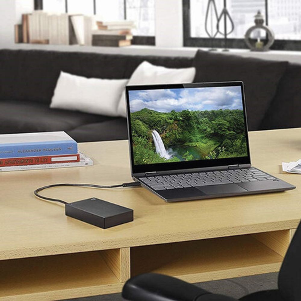 Внешний жесткий диск SEAGATE Backup Plus 5TB, 2.5", USB 3.0, черный, STHP5000400