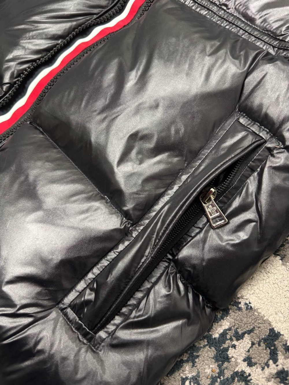 Пуховик Moncler