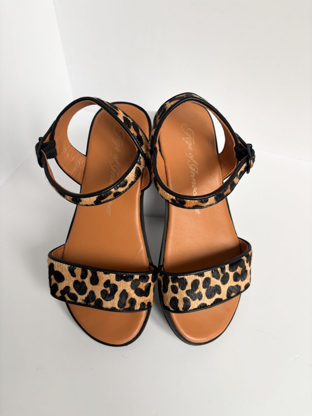 Кожаные босоножки Age of Innocence, 31