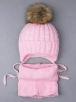 Шапка зимняя для девочки и снуд вязаные