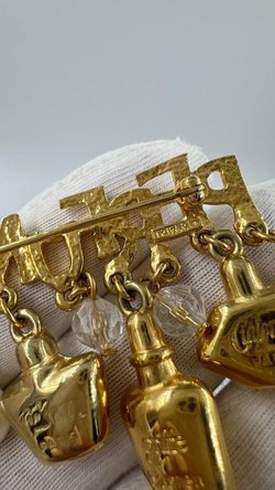 Брошь «Perfume» Trifari