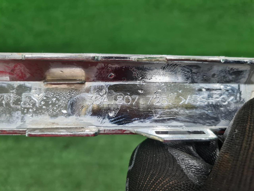 Молдинг заднего бампера Bentley Bentayga (15-20)