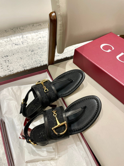 Gucci Horsebit Thong Sandal