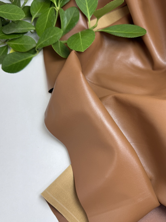 Кожа искусственная, коричневый светлый С04 ALEXA