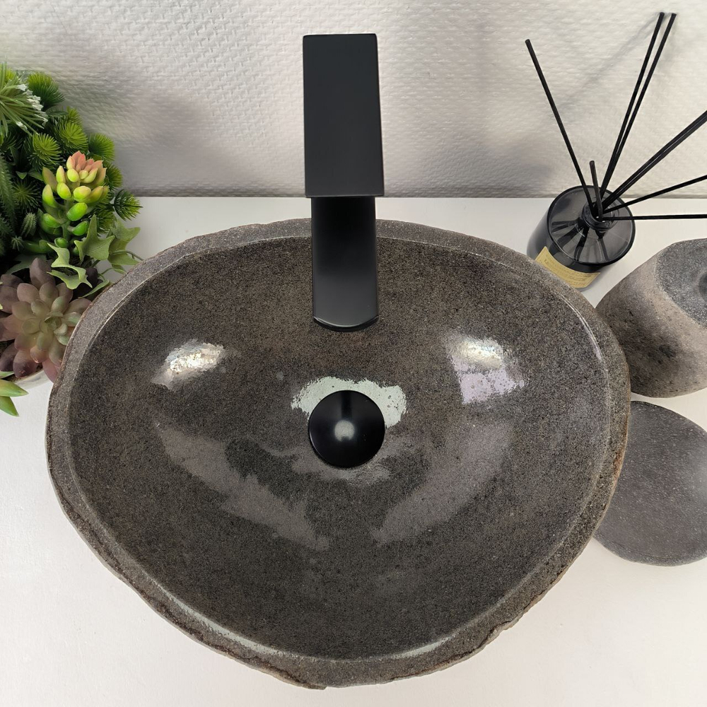 Раковина из речного камня RS-65009 41*33*15 0855