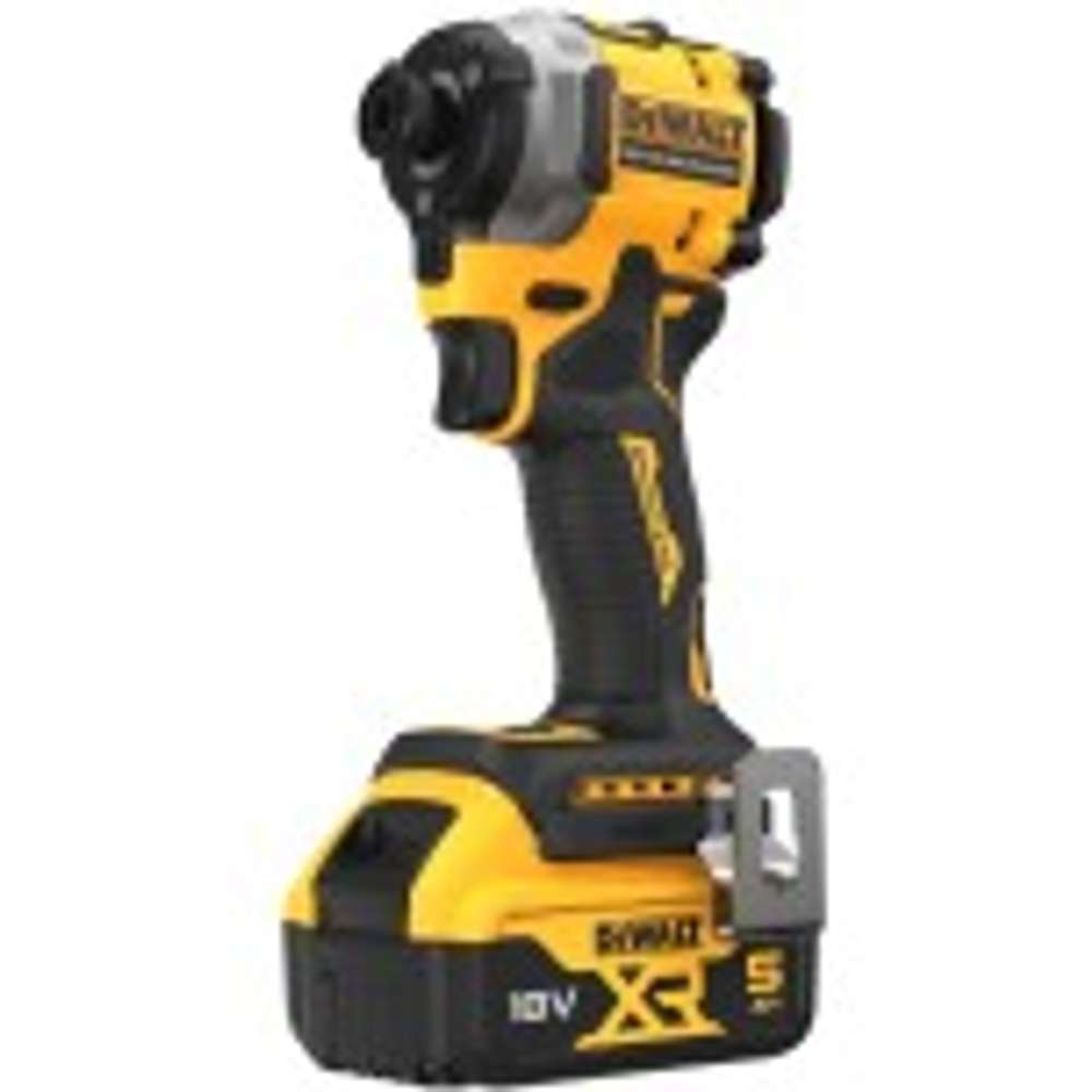 Дрель-шуруповерт аккумуляторная DeWALT DCF 850 P2T ударный, бесщеточный DCF850P2T