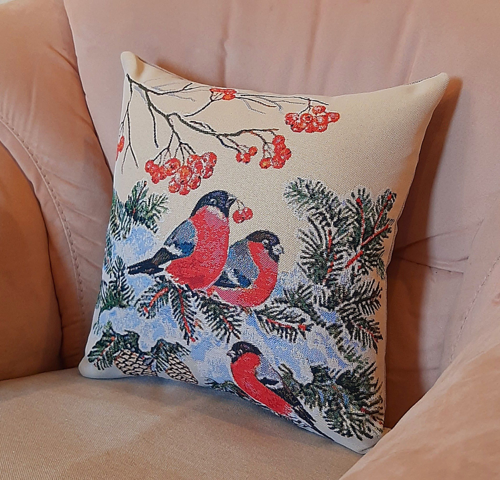 Декоративный гобеленовый чехол для интерьерной подушки Снегири 38*38