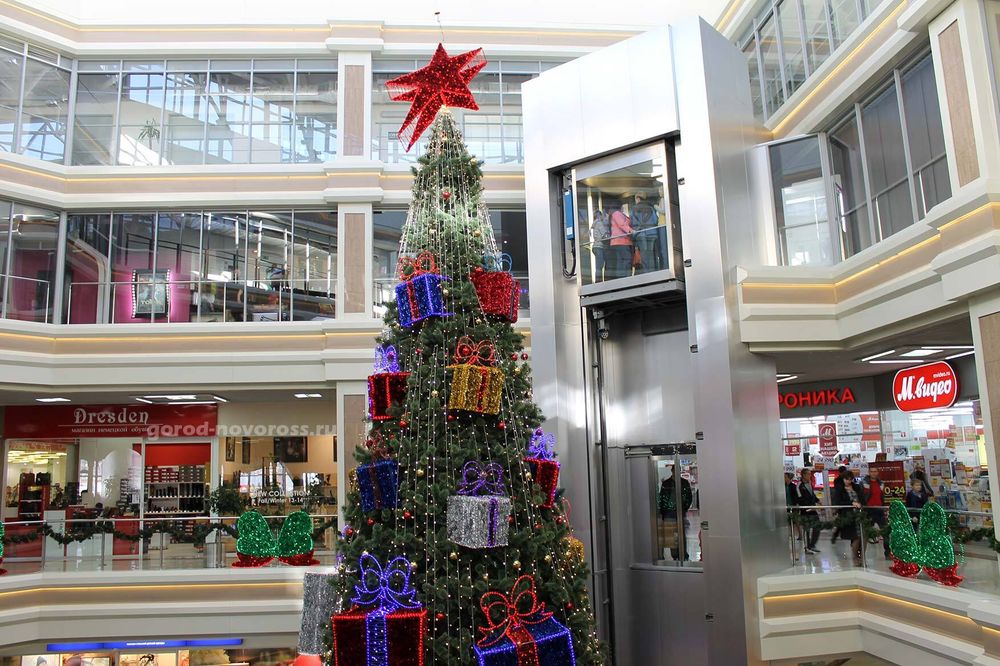 Светодиодная игрушка на елку «Подарок»