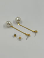 Серьги с «жемчужными» подвесками