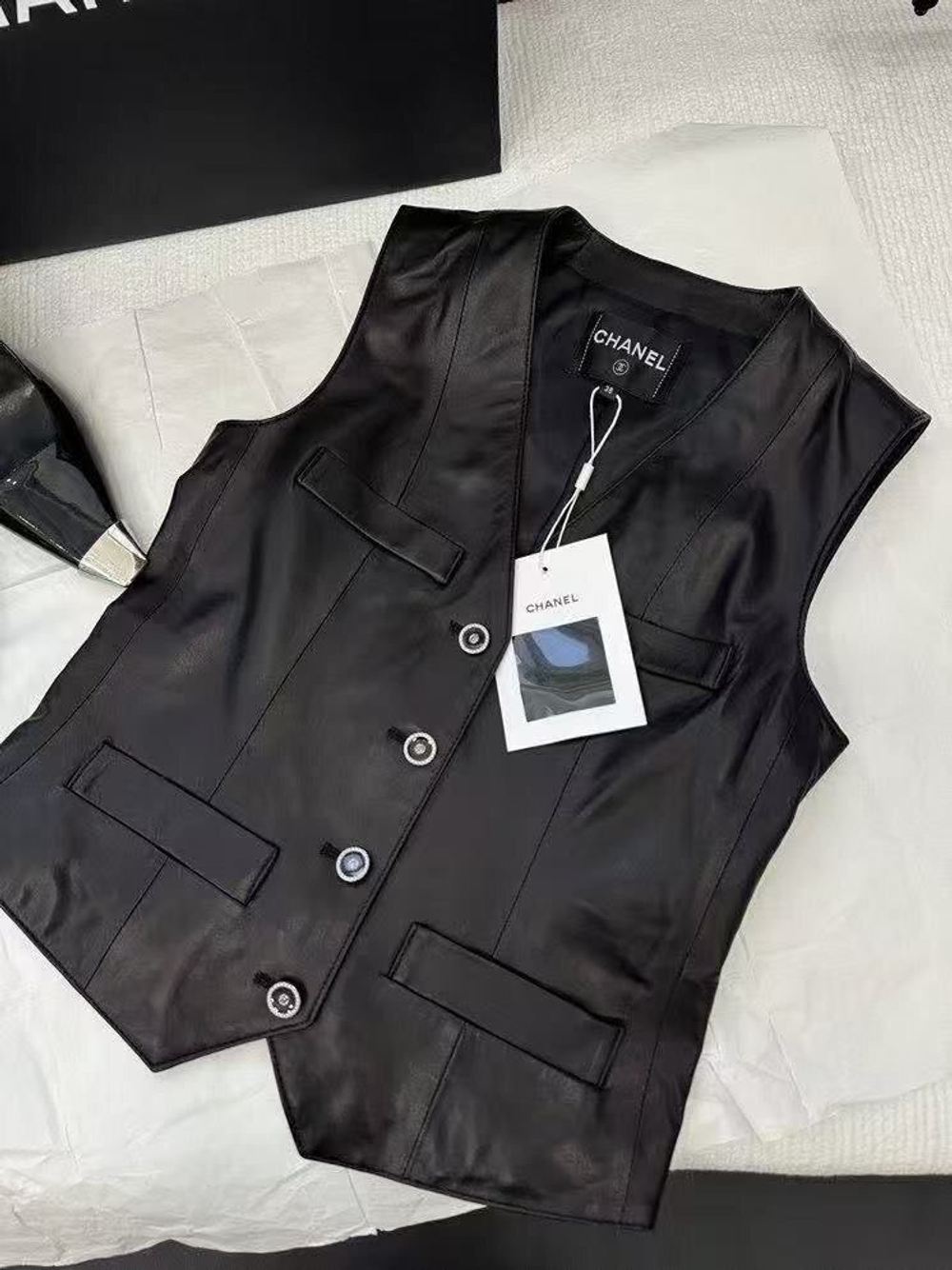 Жилет CHANEL