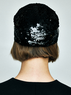 Шапочка из пайеток