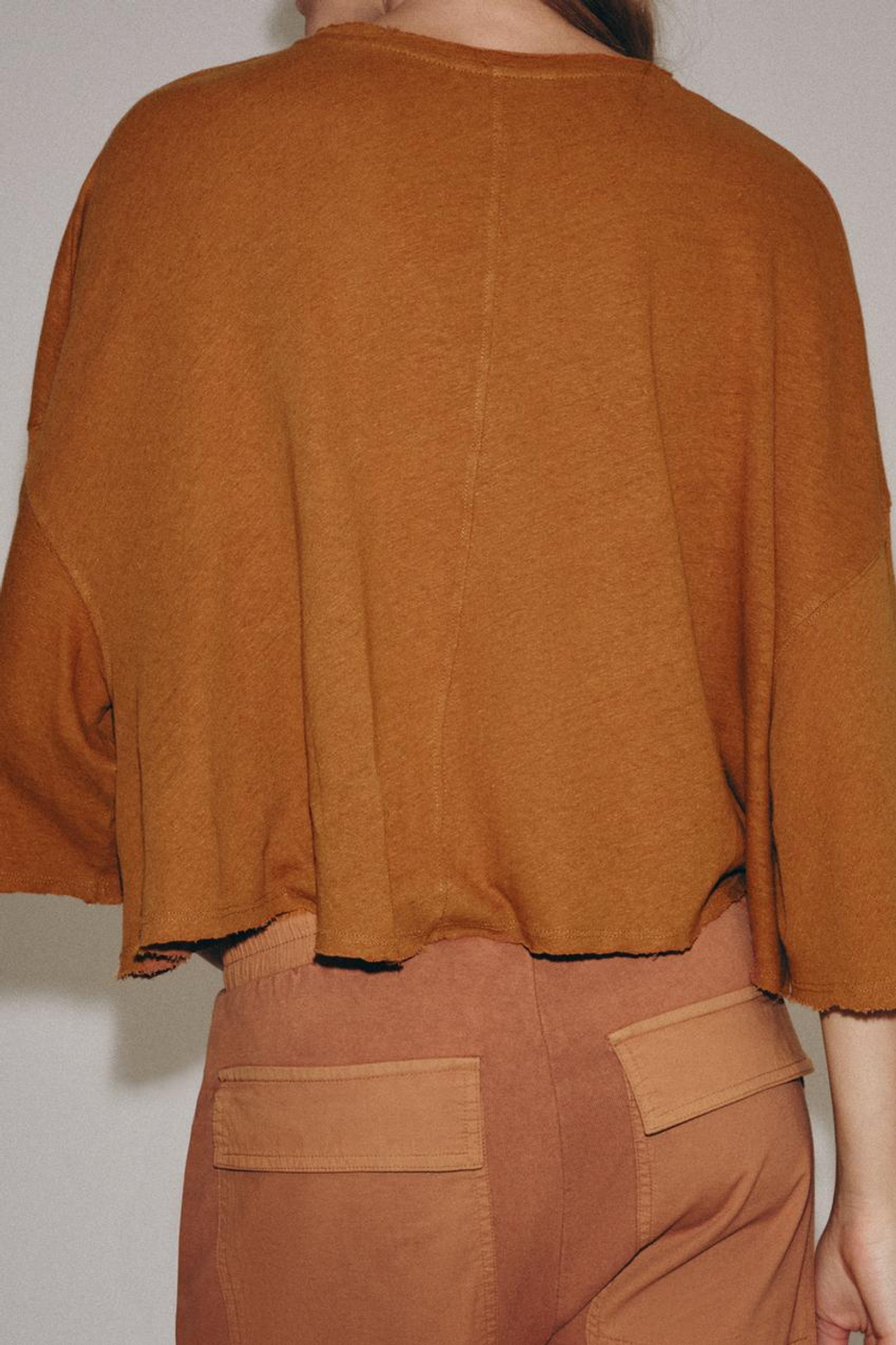 ZARA ФУТБОЛКА ИЗ ХЛОПКА И ЛЬНА, ЦВЕТ ЖЖЕНОГО АПЕЛЬСИНА