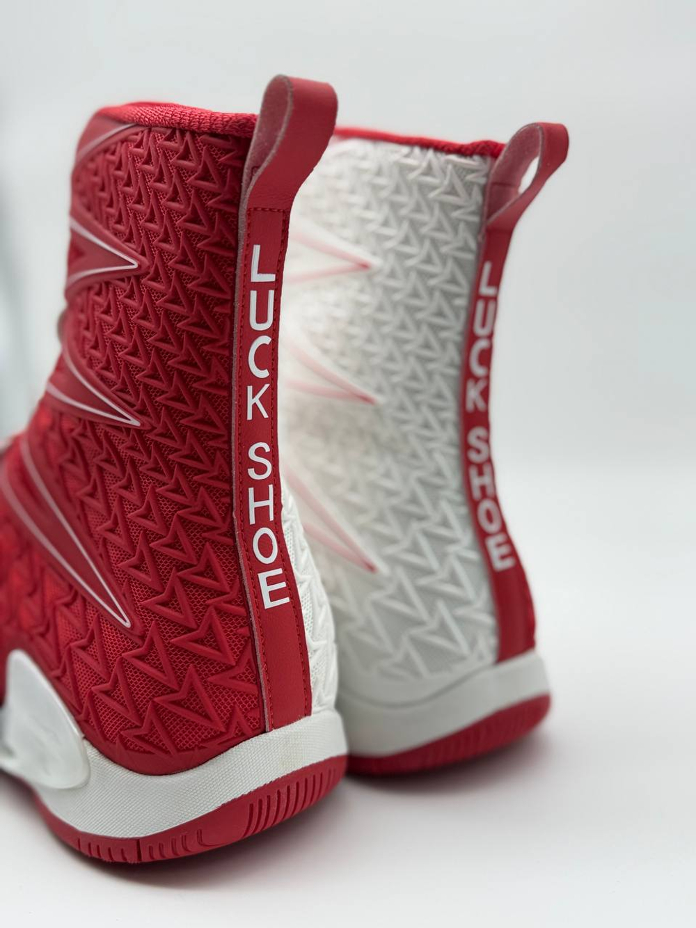 Боксерки  crushing red