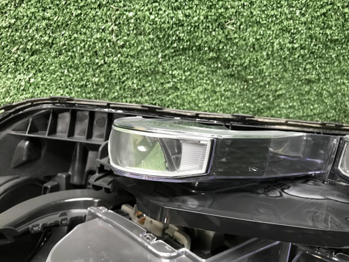 Битая Фара левая Genesis GV80 (2020-2023) LED