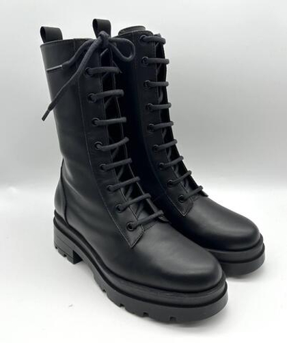 Ботинки женские кожаные Kalliste черные на шнурках