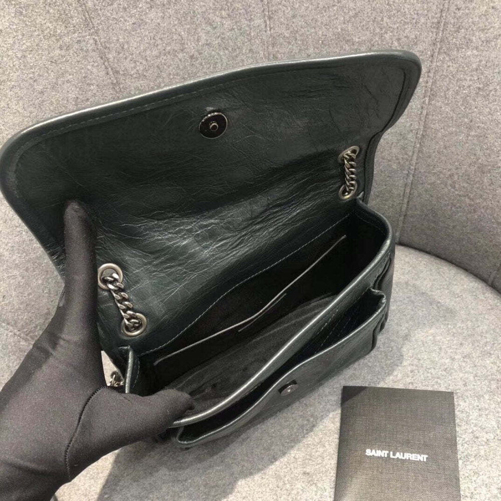 Yves Saint Laurent Niki 22 cm