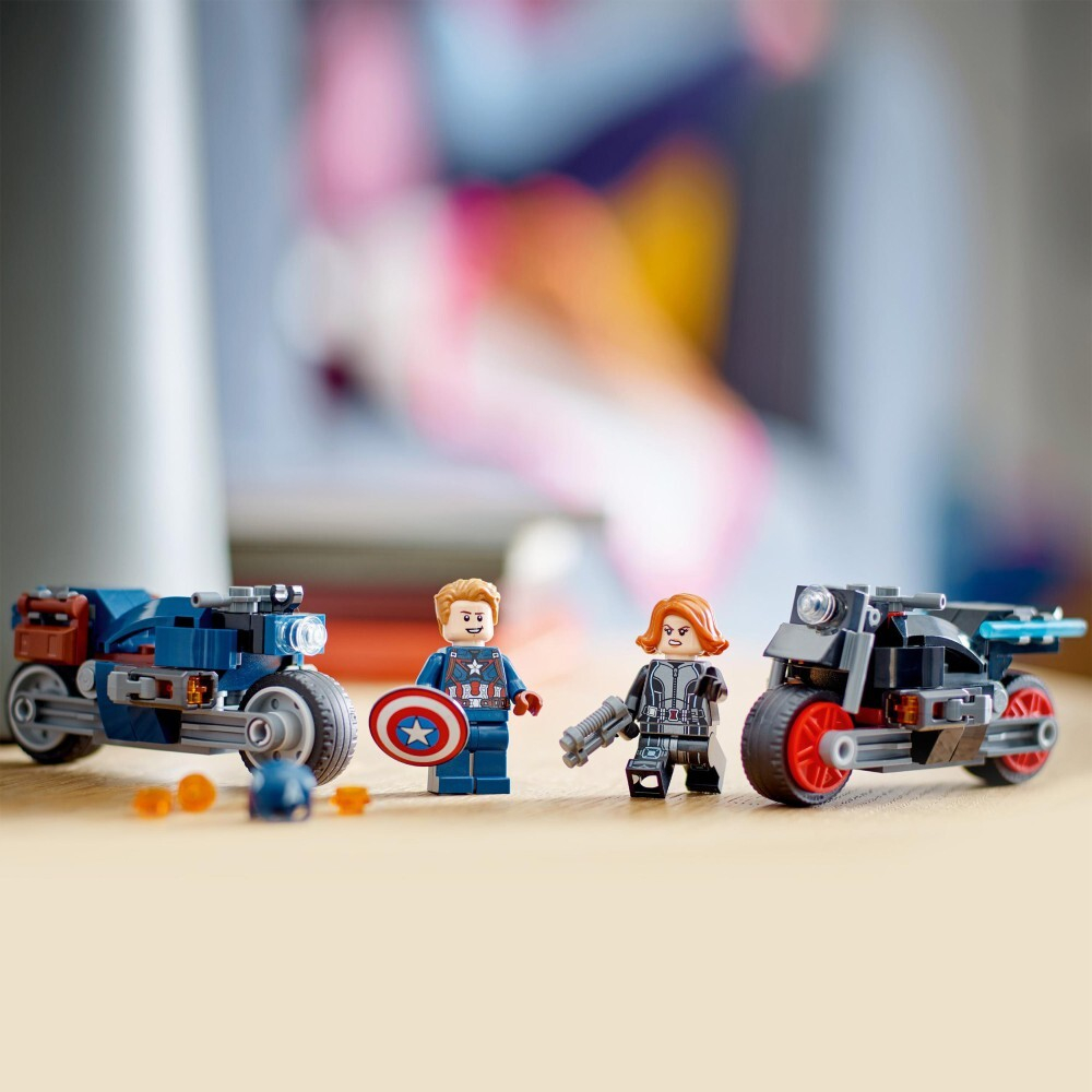 LEGO Marvel — Велосипеды Черной Вдовы и Капитана Америки 76260