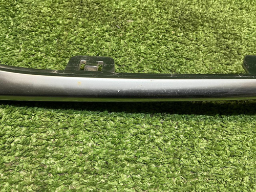 Молдинг переднего бампера Geely Atlas Pro (21-25)