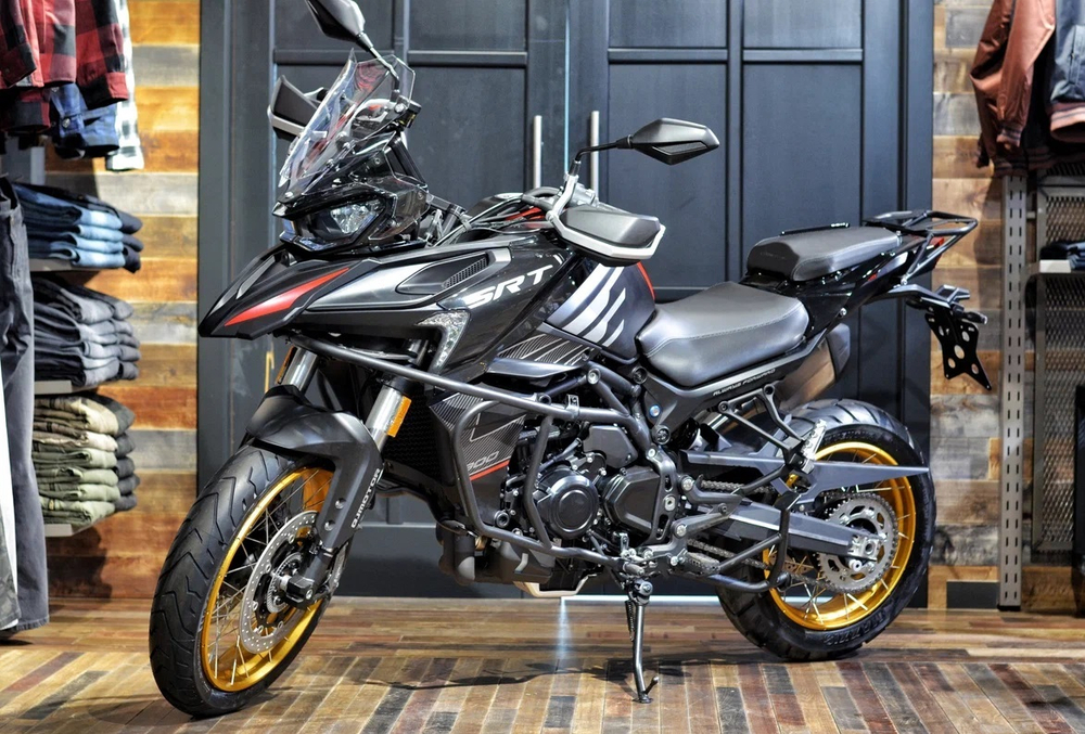 QJMOTOR SRT 800 SX