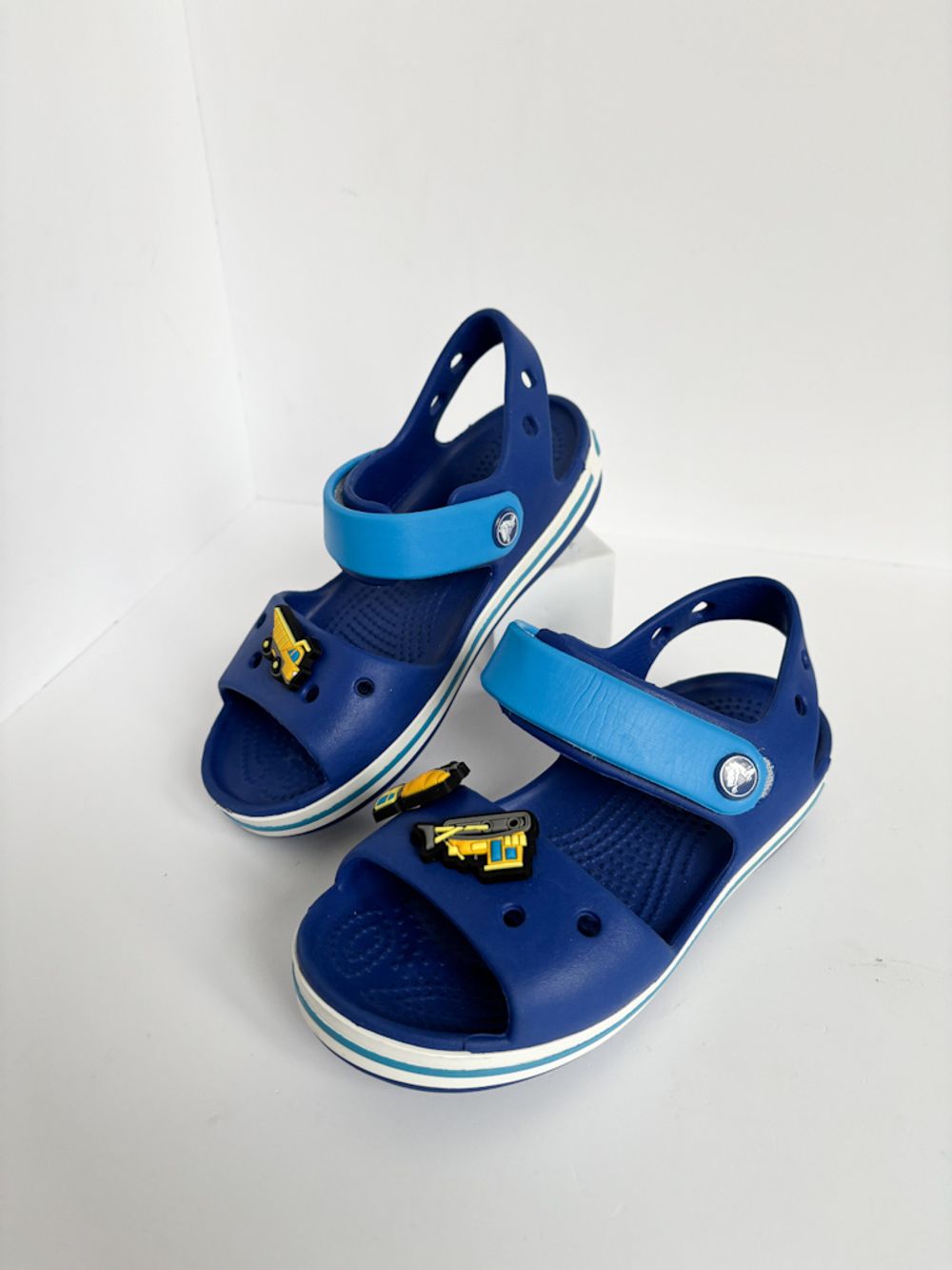 Новые сандалии Crocs, 27