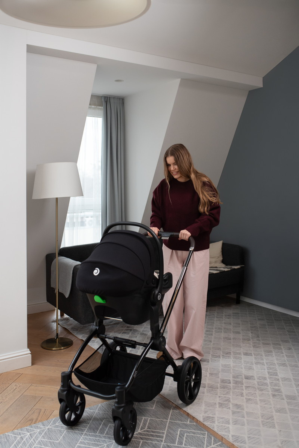 Детская коляска Tutis Gio Plus 3 в 1 с автокреслом Elo Lux EduSky Black 1552135 Nero