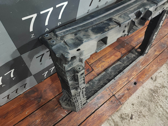 Панель передняя Rapid 2, Polo 6 20-нв Б/У Оригинал 60U805588E