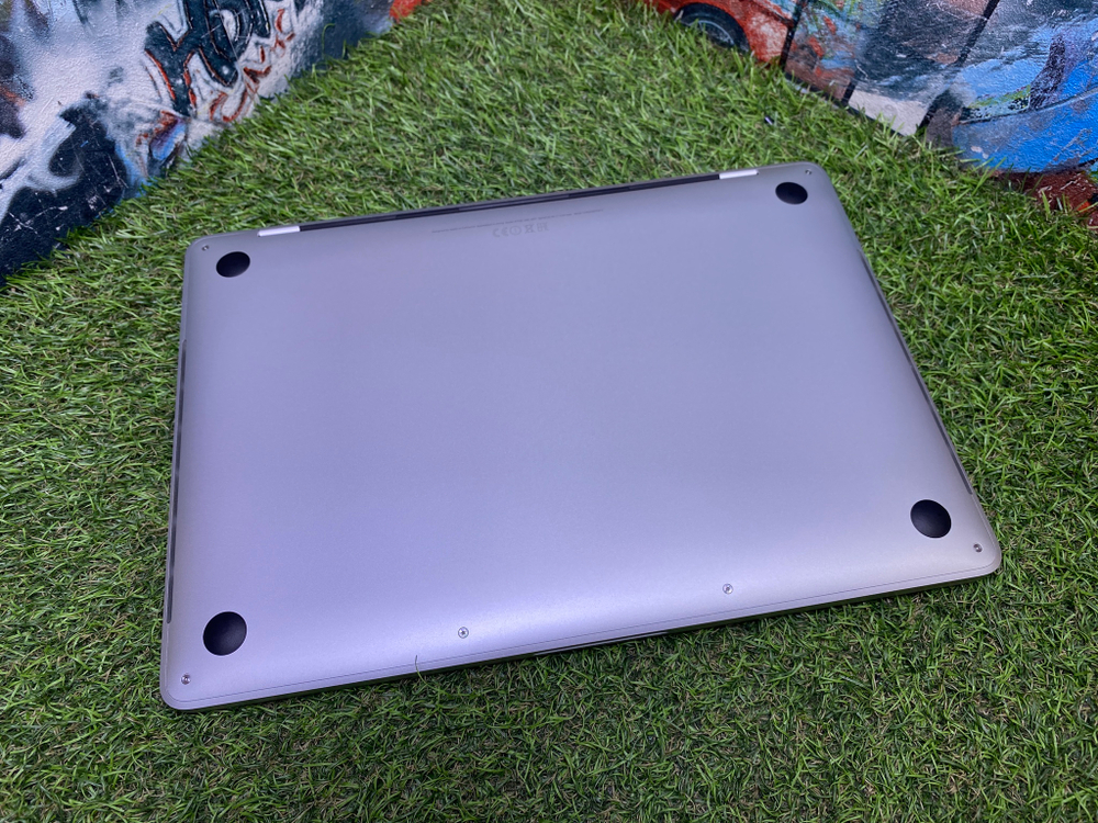 MacBook Pro 13 i5/16GB/SSD1TB/Retina A1706 2017