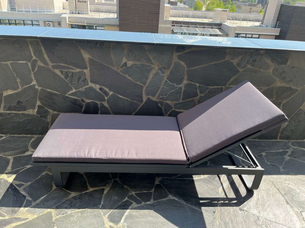 Шезлонг LETTO
