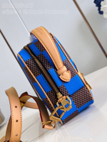 Louis Vuitton Chess Messenger