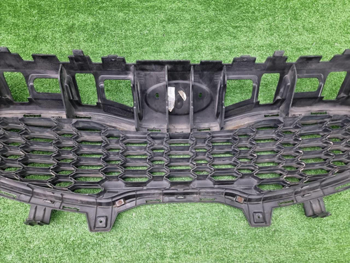 Решетка радиатора KIA Ceed 2 JD (2012-2015)