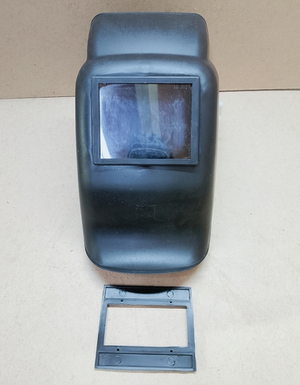 Маска сварщика пластик "Горыныч" 110 х 90мм НН-С-701