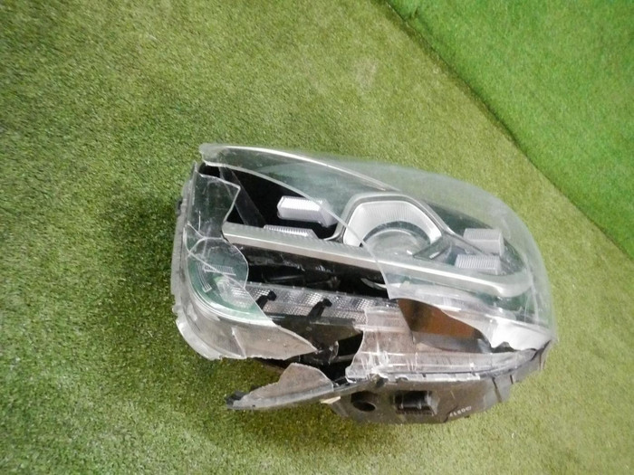 Битая Фара левая Kia Picanto 3 JA (2021-н.в.) галоген