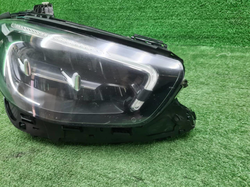 Фара правая Mercedes E W213 (2020-2023) LED