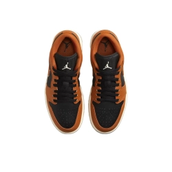 Женские кроссовки Air Jordan 1 Low SE 'Sport Spice' DV1299-800