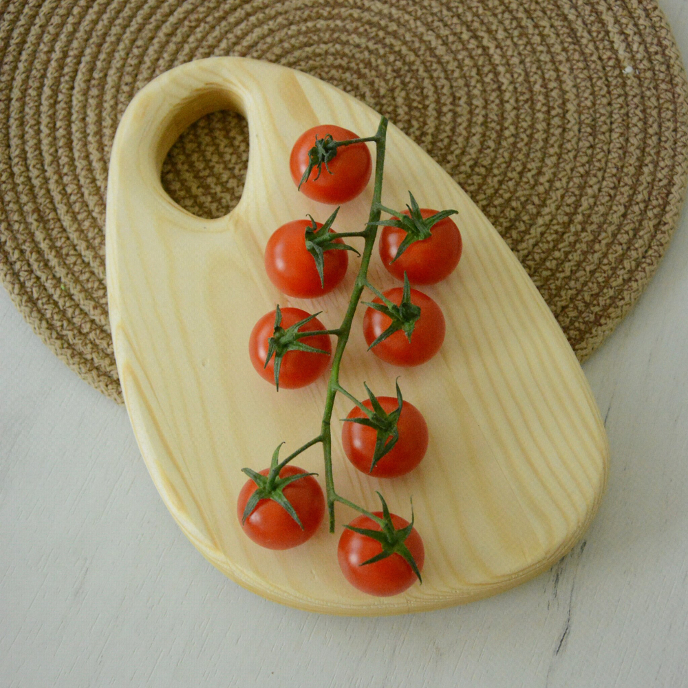 Доска разделочная деревянная мини.