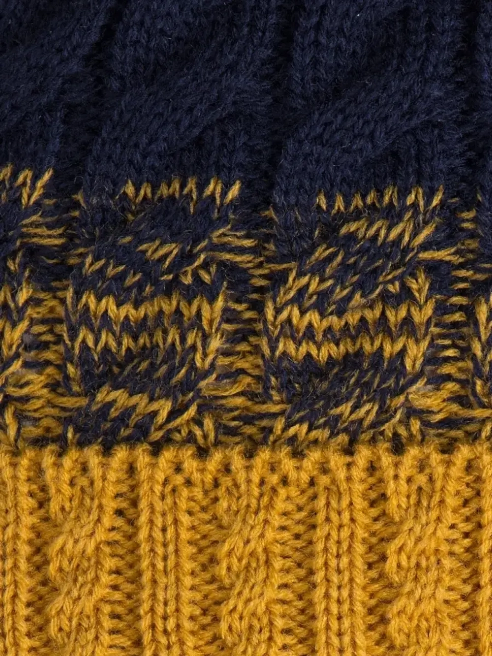 Шапка вязаная для мальчика на завязках и снуд