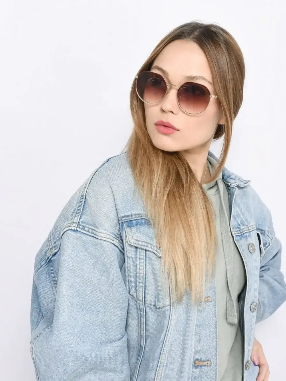 Солнцезащитные очки