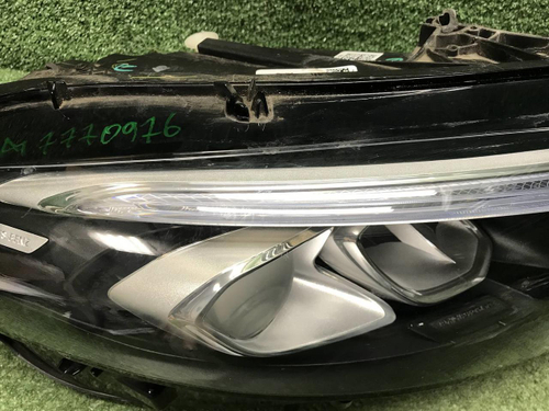 Фара правая Mercedes A W177 (2018-2022) LED