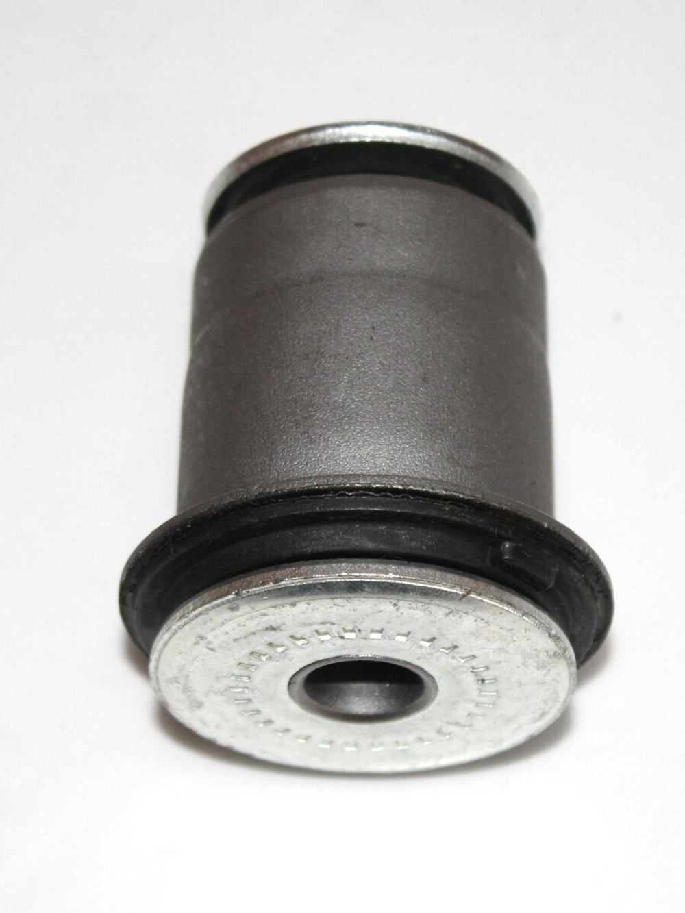 Сайлентблок переднего рычага передний 2904330P3010 JAC T6