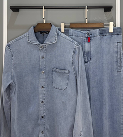 Джинсовый костюм Kiton