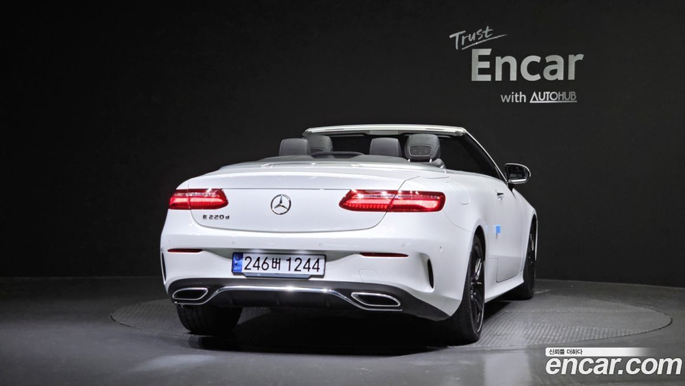 Mercedes-Benz E-Class W213 E220d Cabriolet (09.2020)