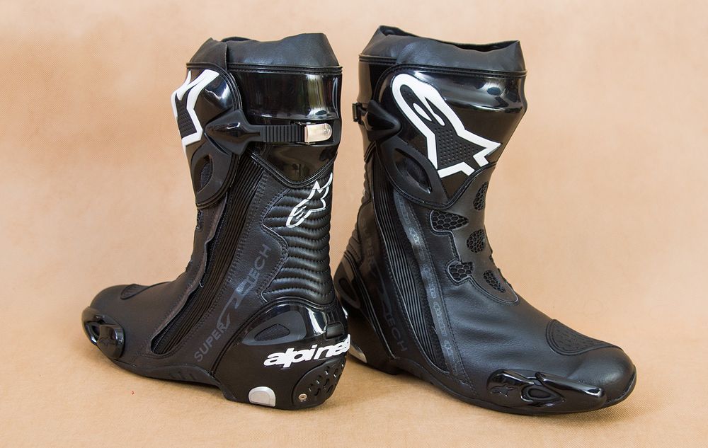 Supertech R / Мужские / Черный