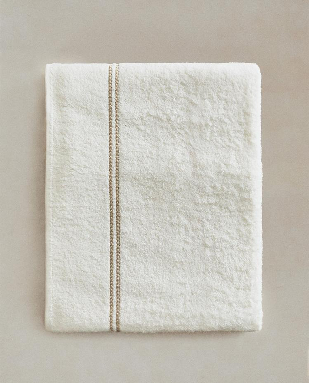 ZARA HOME БАННОЕ ПОЛОТЕНЦЕ С ЗОЛОТОЙ КАЙМОЙ, ЗОЛОТОЙ