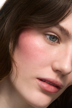 ZARA ЖИДКИЕ РУМЯНА, ВИШНЕВЫЙ РУБИН