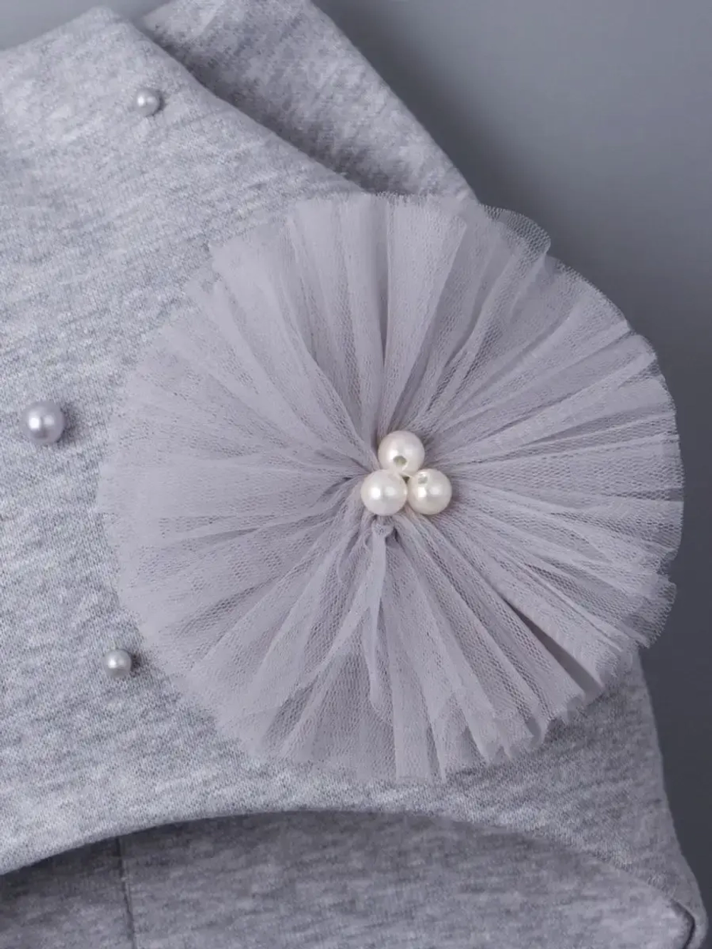 Шапка для девочки с ушками осенняя