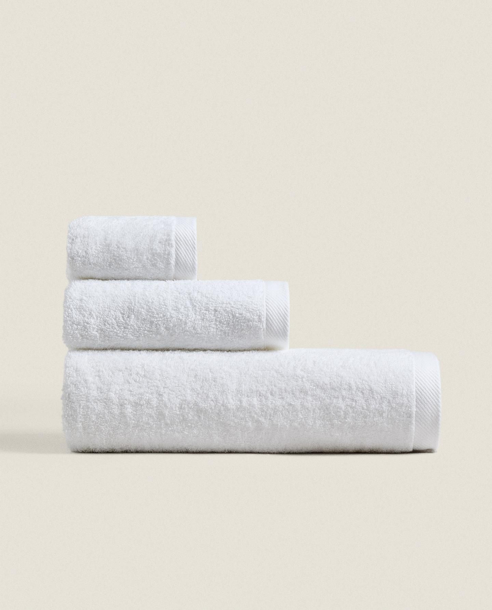 Zara Home - Гладкое махровое хлопковое банное полотенце (500 гхм2), белый, 70х140 см